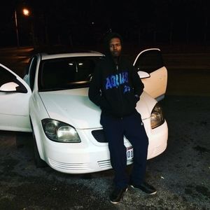 Meet your Posher, Devin